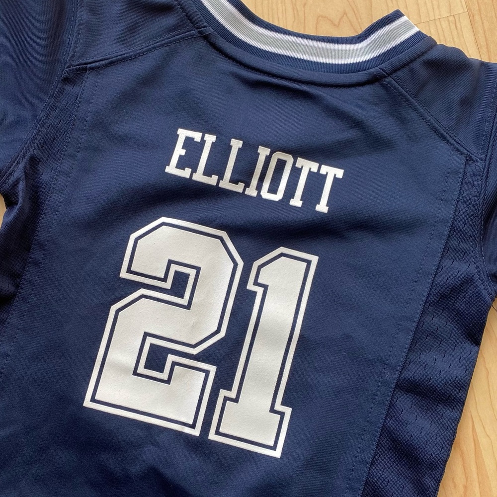 Dallas Cowboys Ezekiel Elliot jersey